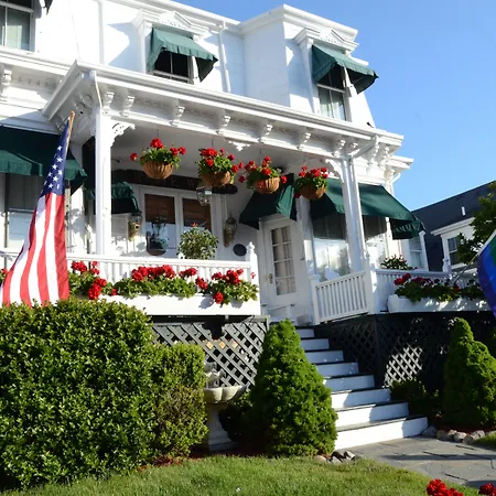 Brasswood Inn-2